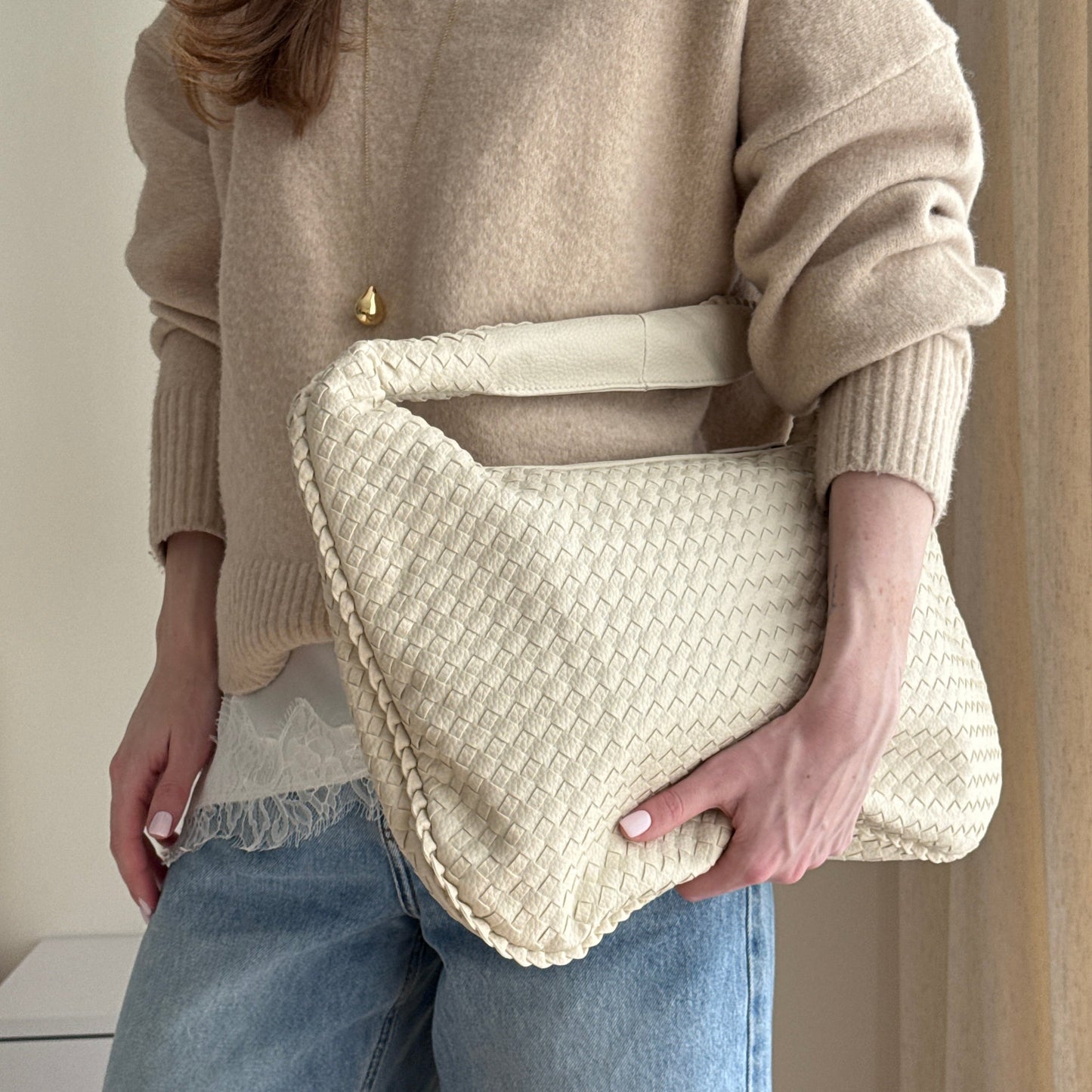 Zemvia |  Oversized