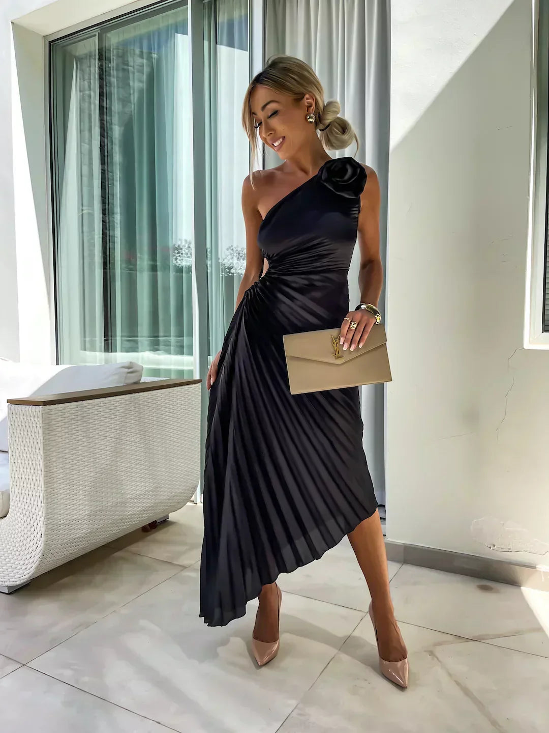 Zemvia | Elegante Vestido Maxi Floral de Un Hombro